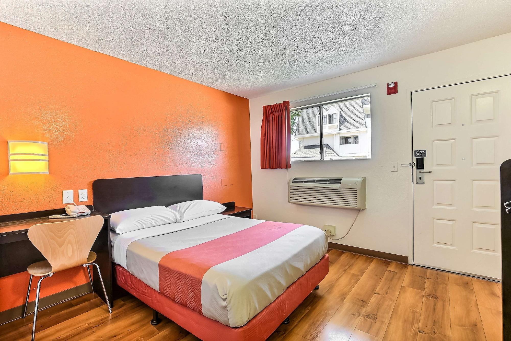 Motel 6-Oakland, Ca - Airport Exterior foto