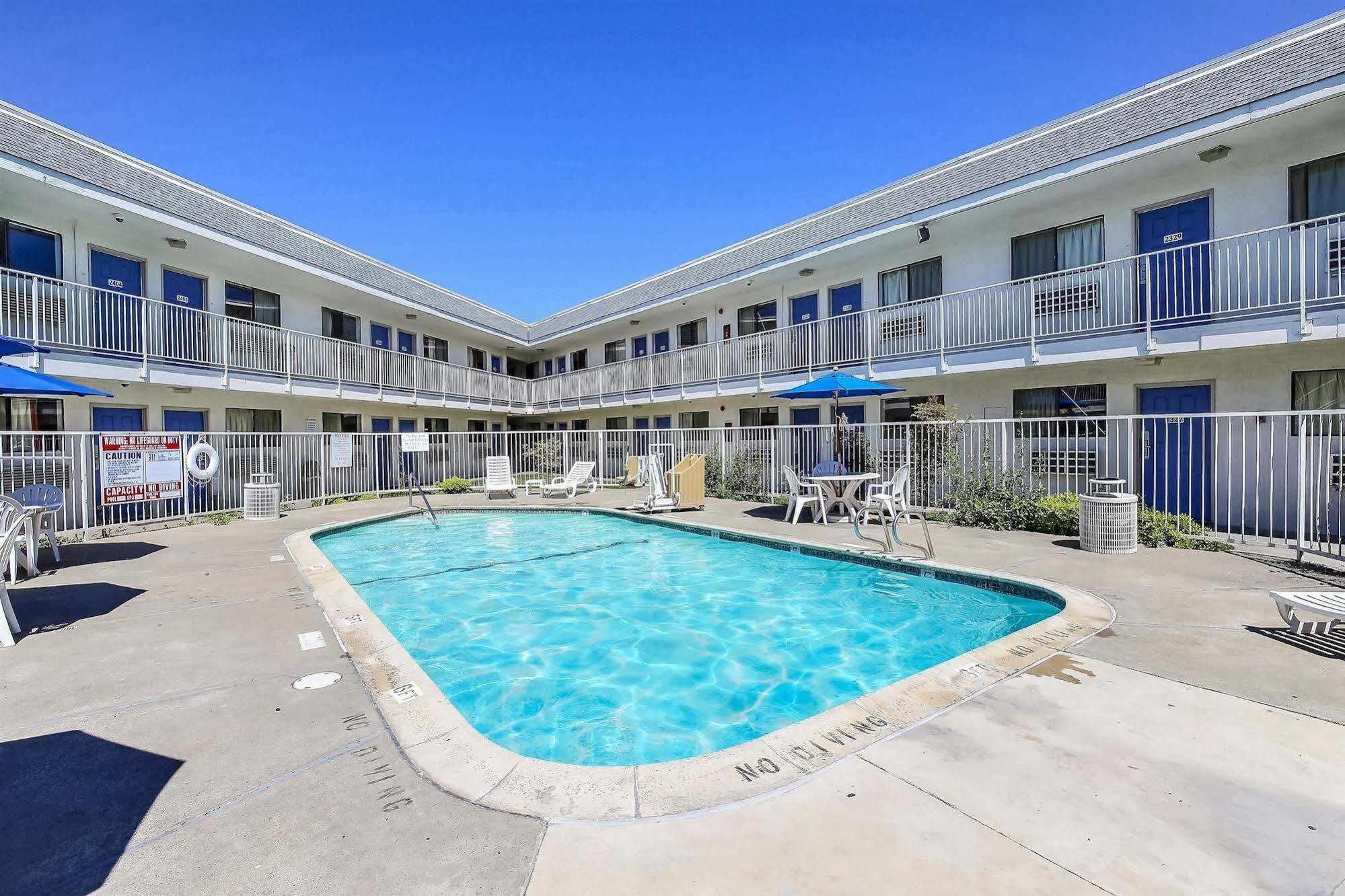 Motel 6-Oakland, Ca - Airport Exterior foto